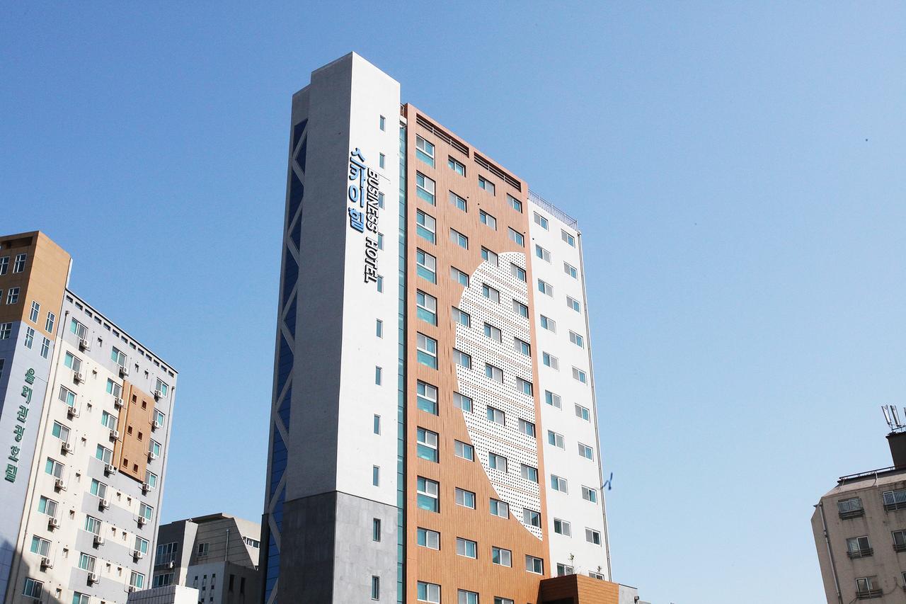 Jeju Sky Hill Business Hotel Exteriör bild
